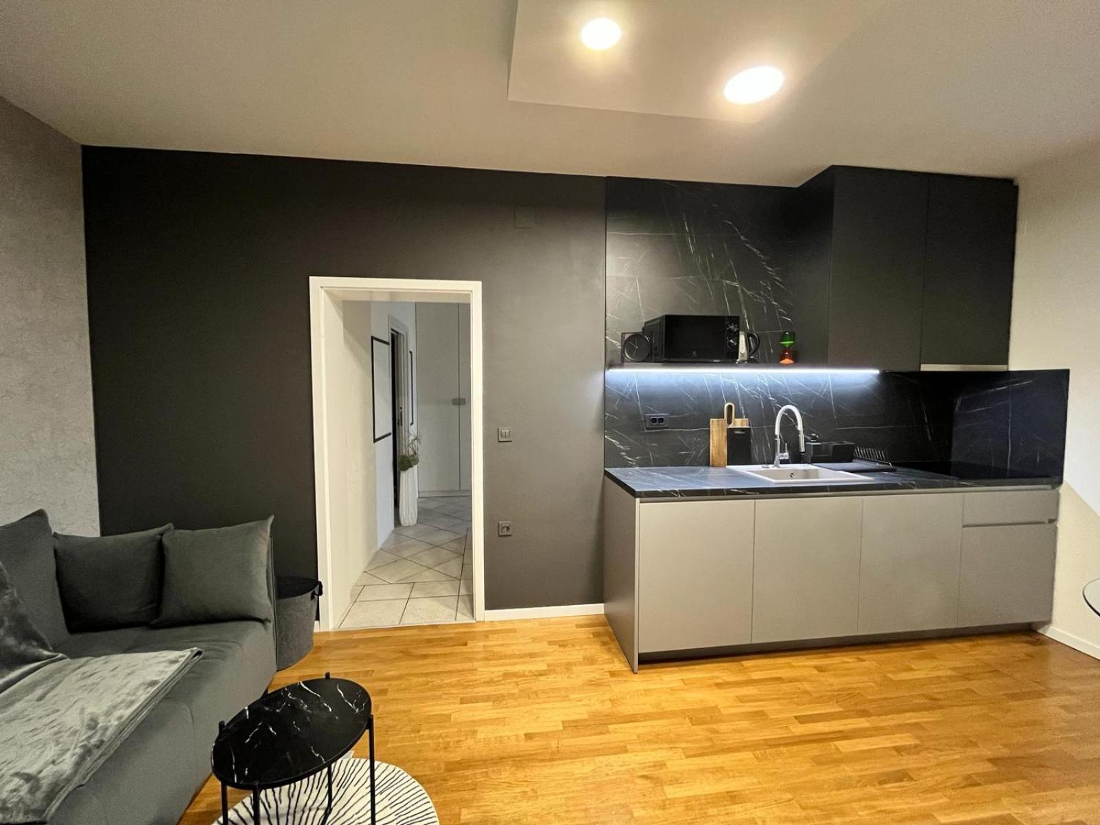 Apartman 4U Velika Gorica Near Zagreb Airport Extérieur photo