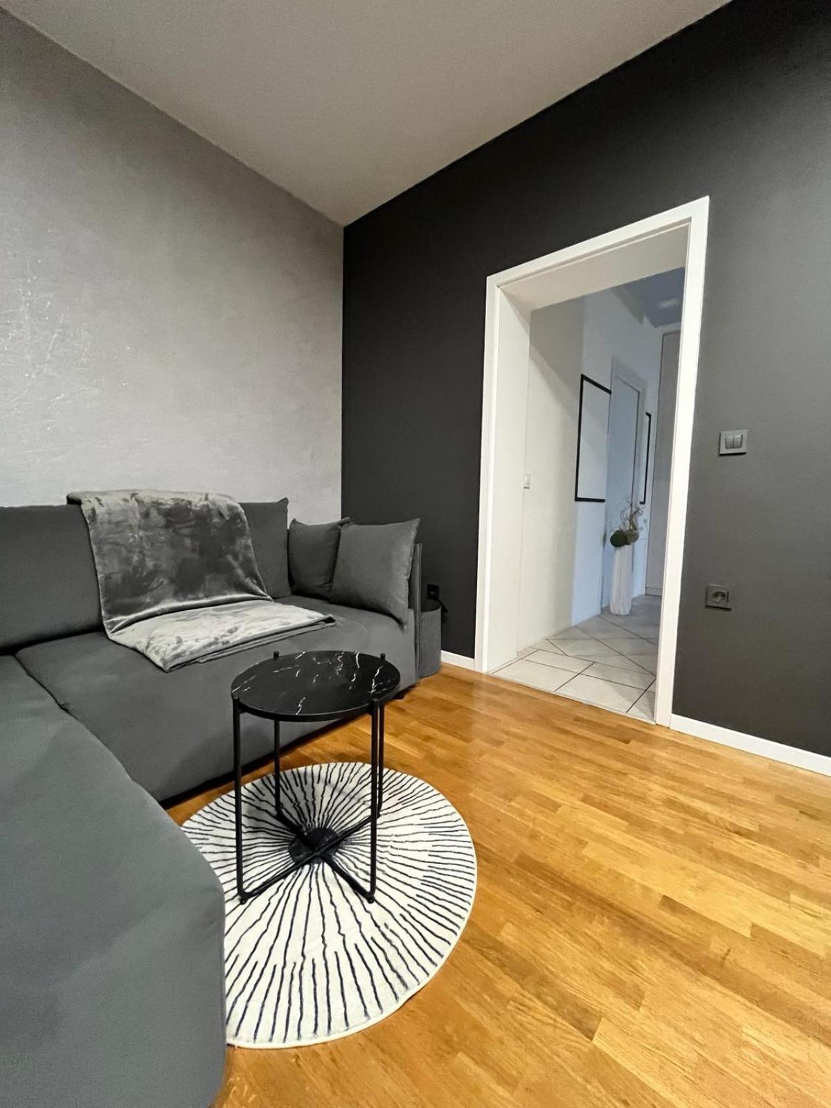 Apartman 4U Velika Gorica Near Zagreb Airport Extérieur photo